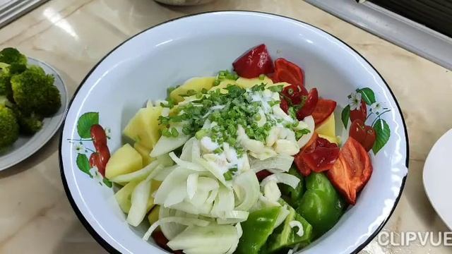 Рыба Толстолобик запечённая с овощами