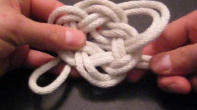 How to Tie the Tea Cup Knot by TIAT