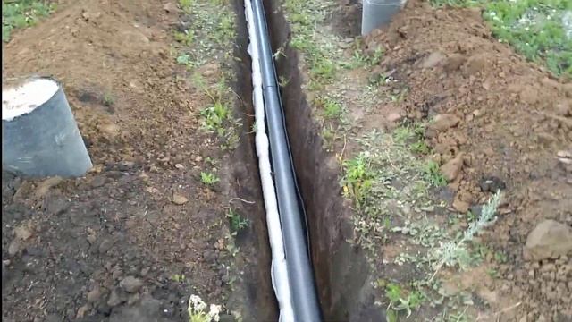 Фундамент дома 9. Закладка коммуникаций.