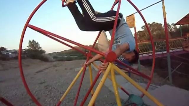 Способы катания на кругообразной качели