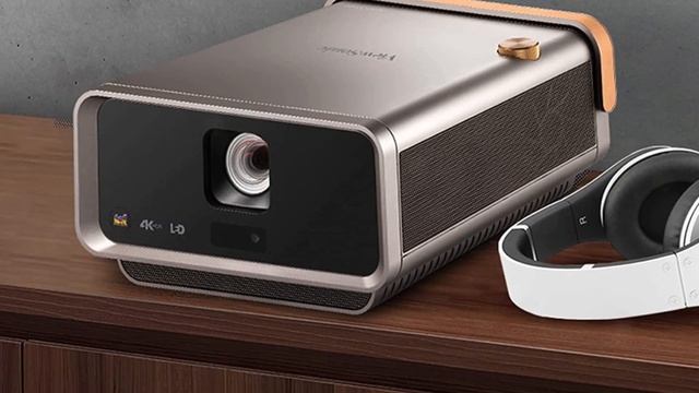 LG Cinebeam HU70LA 4K Projector And Viewsonic X11-4K Projector Review