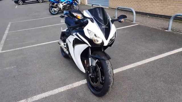 Honda CBR1000RR 2009 - Leovince Exhaust - Completely Motorbikes
