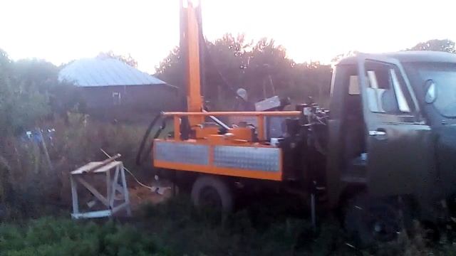 Испытаие новоиспечённой буровушки.
