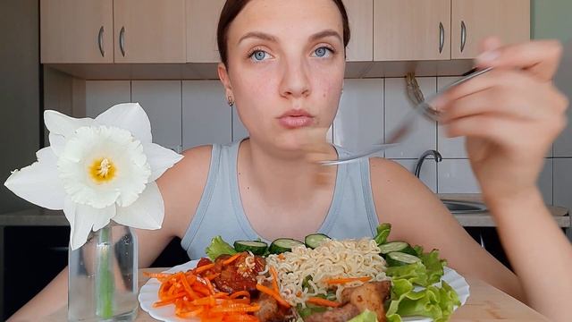 Мукбанг:// ПРИЧИНА ПЕРЕЕЗДА//Лапша роллтон?// Я СТЕРВА// EATING SHOW// NOT ASMR/