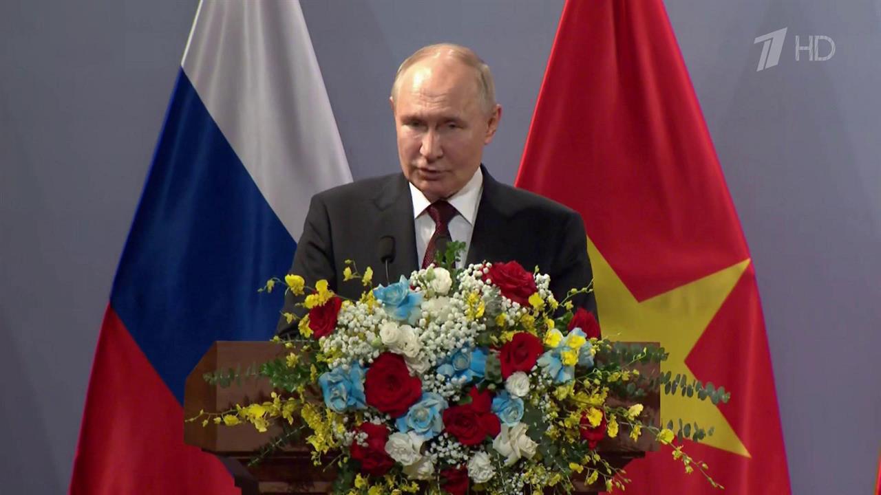 Владимир Путин встретился со всем руководством Вьетнама и участниками Общества дружбы