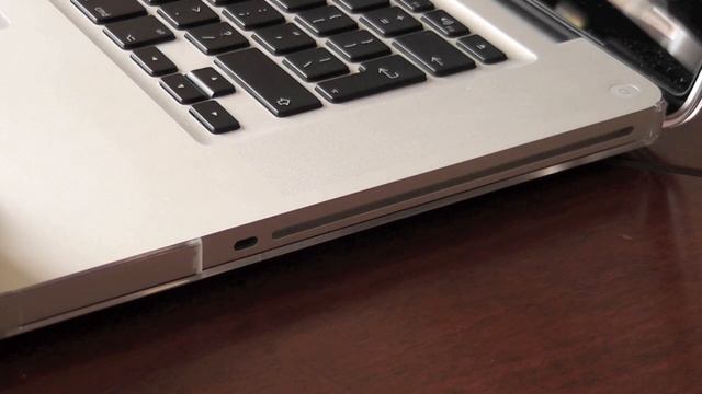 Macbook Pro 15" Core i5 Review - April 2010 (HD)