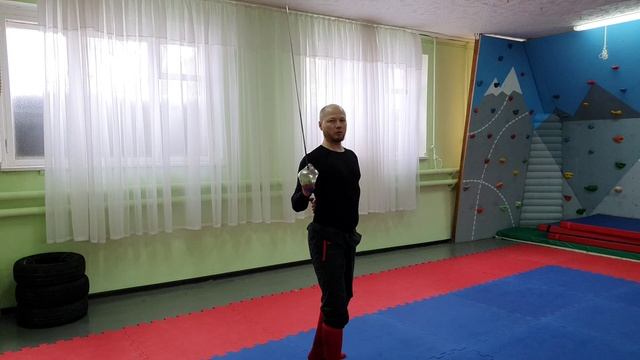 "Лечение" скрещенного шага. Учебное видео