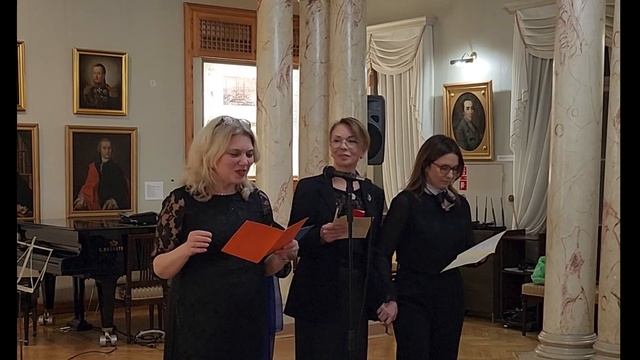 Нам 33!