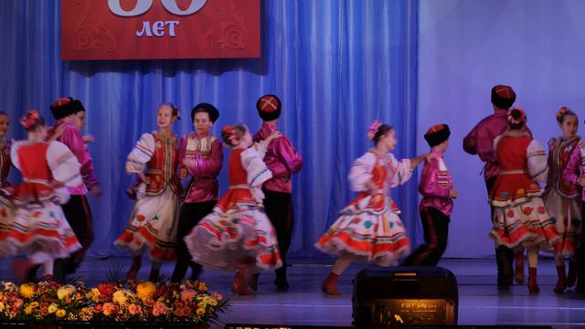 30 лет дорогой танца2 ч6 #upskirt#казачий#танец