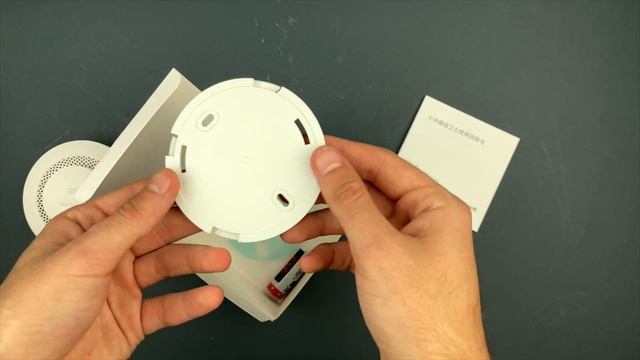 Распаковка пожарного датчика (дыма) Xiaomi Mi Honeywell Smoke Alarm Bluetooth
