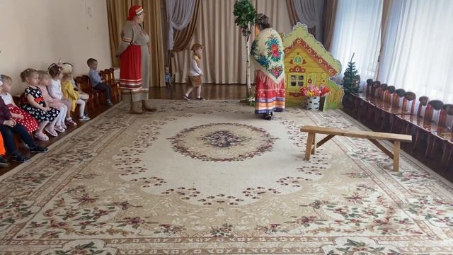Театрализация по сказке С.Я.Маршака "Сказка о глупых мышатах" - 2 младшая группа "Радуга"