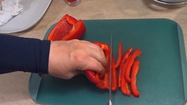 Постный овощной салат с заправкой винегрет.