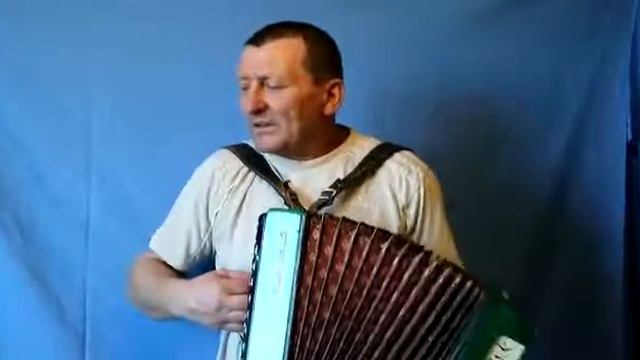 Душа поёт а сердце стонет. Душевно и красиво.