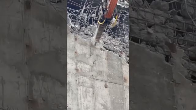 Гидромолот HammerMaster HM120 на Демолюшине