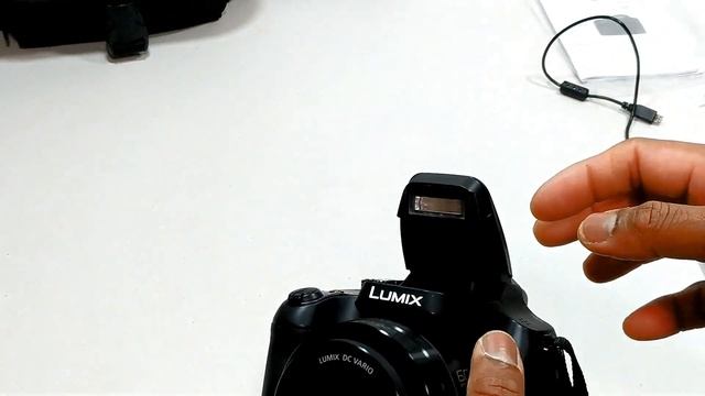 PANASONIC LUMIX DC FZ80 CAMERA UNBOXING