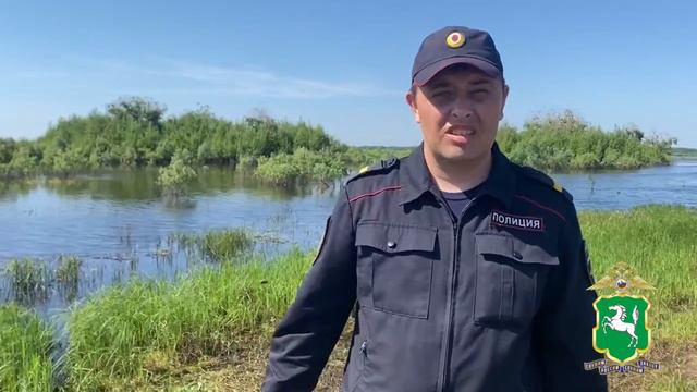 В Томской области полицейский спас утопавшего в реке Кеть мужчину