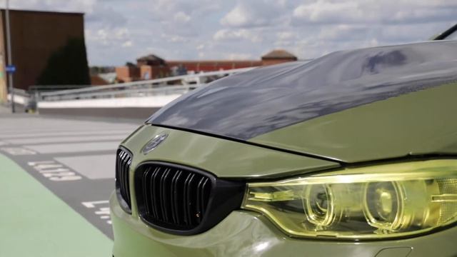 BMW M4 URBAN GREEN