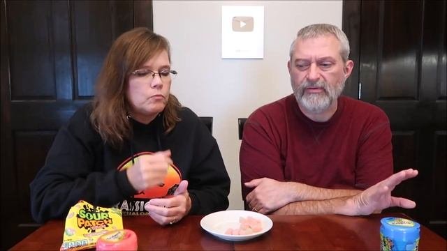 Trident Vibes Sour Patch Kids Blue Raspberry  Watermelon Comparison  Review