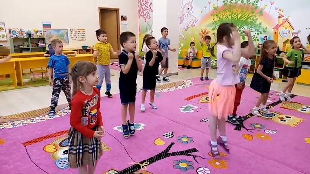 Павловский тракт (старшая группа) музыка