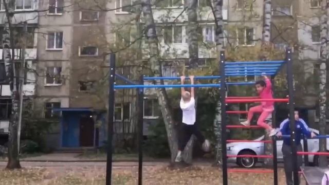 Егор Гусев 9 лет на воркаут площадке SSWA. г. Ярославль проспект Дзержинского 59. воркаутплощадки.р