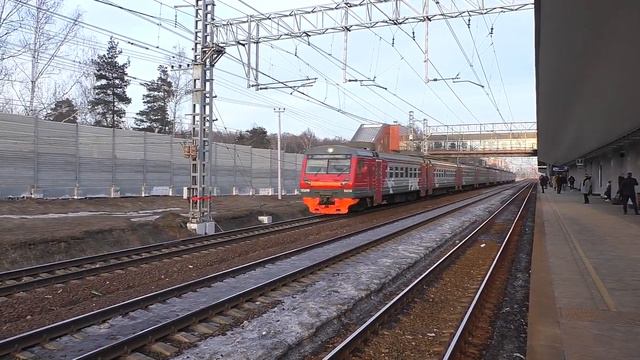 Электропоезд ЭД4М-0434 (ТЧПРИГ-4) скоростной поезд "РЭКС"  №7119 Железнодорожная - Пл. 3-х вокзалов.