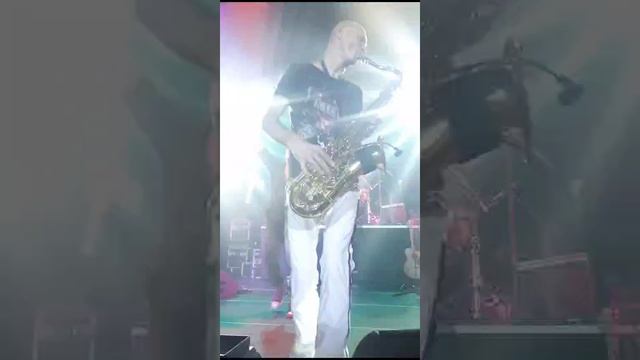 Виктор Королев - Букет из белых роз.