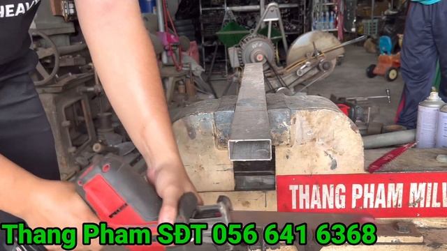 Milwaukee 2719-20 Thanh Lý Cưa Kiếm Cắt Sắt Hộp Vuông 3X6