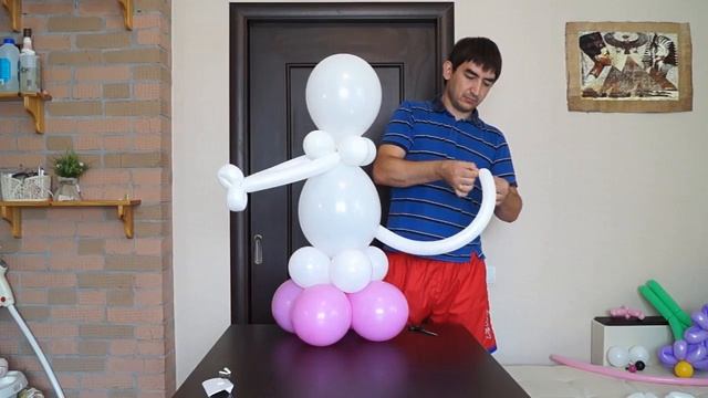 Кошка из воздушных шаров