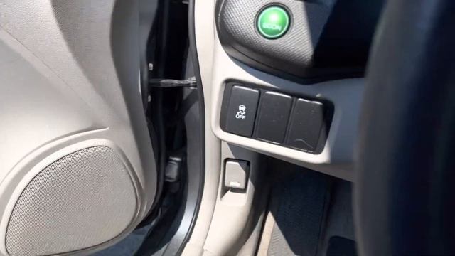 2012 Honda Insight Hybrid 40+mpg 107,000 miles