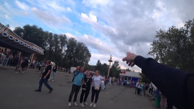 VLOG : 3 СЕРИЯ ВЗЯЛИ ЕЩЁ ВЫПИТЬ ИЩЕМ ГДЕ КОНЦЕРТ ГУЛЯЕМ В ПАРКЕ ПРИКОЛЫ LIVE 19. 08. 2023 772