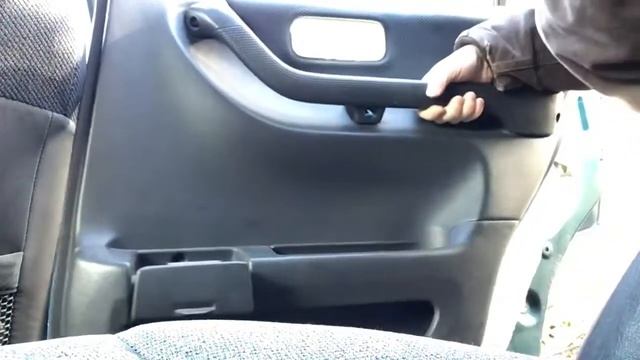Tips for removing Rear Door Panels RD1 95-01 Honda CR-V