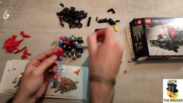 BUILDING LEGO TECHNIC 42148 A-MODEL - SNOW GROOMER