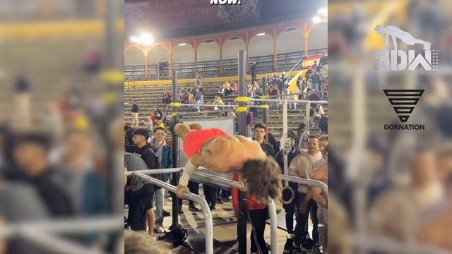 Girls reacting to Street Workout epic reactions