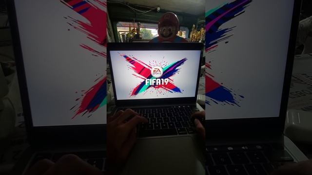 FIFA 19 M1 Macbook Pro 2013, Playable Max Setting Crossover