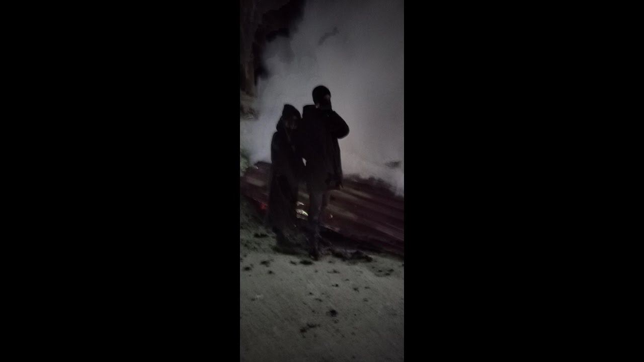 Здесь очень холодно45-50 (Разговорное)