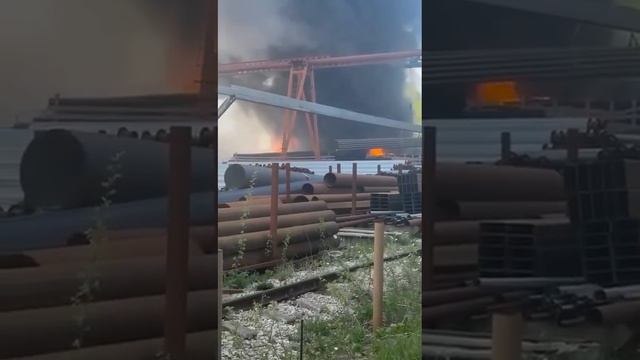 ⚡️Крупный пожар в Раменском: горит склад с полиэтиленом.