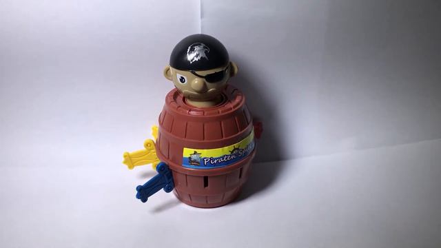 Приключенческая игра "Пират в бочке"