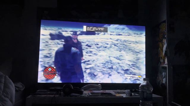 Starfield - Sam Coe has no spacesuit on the earths Moon