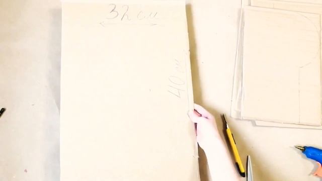 КАК СДЕЛАТЬ ДОМИК ИЗ КАРТОННОЙ КОРОБКИ ?