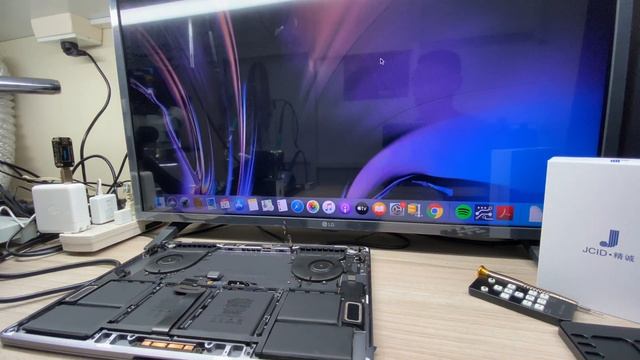 Reparación Macbook Pro Touch Bar 15 Pulgadas modelo A1707 año 2017  Daño short cap USB-C