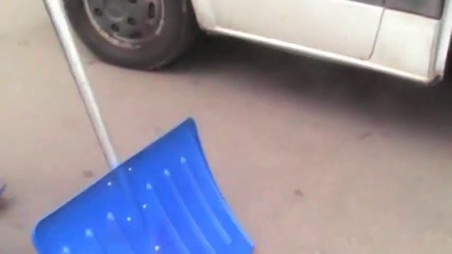 Новинка ! Лопата снеговая изполикарбоната "Север"