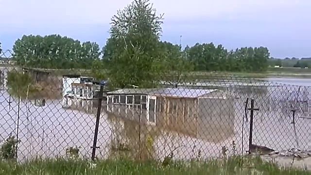 Бийск, река Бия, около садоводства Мичуринец 01.06.14 местного времени (11.00)