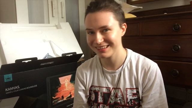 Unboxing With Tabby: Huion Kamvas 22 Pro!