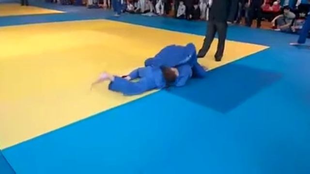 цоцхалашвиди Judo финал ( дали оценку в итоге )