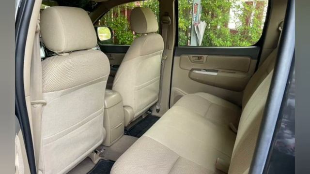Toyota champ 2.7 2013 เบนซิน cng ประหยัดมากโลละบาทเครื่องดีไม่มีปัญหาความร้อน