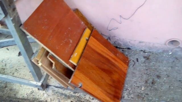 ловушка для пчел самый дешевый вариант ЭФФЕКТ 100 Ловушка для пчёл-проще простого!