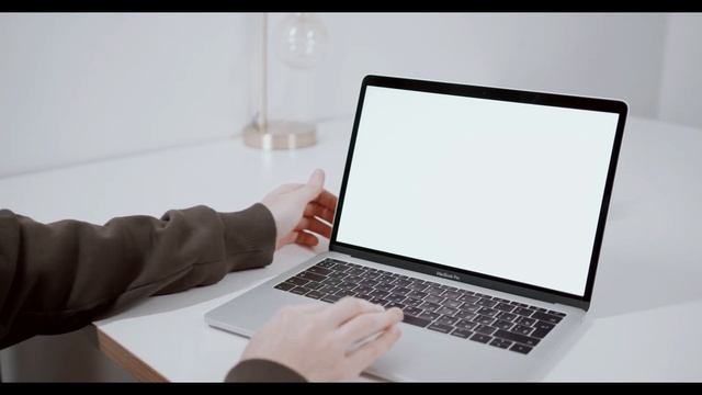 macbook screen replacement || at a budget cost || +97145864033 || in Dubai ||