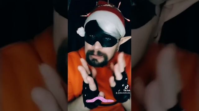 Долго ел сороконожку паучок, и на помощь пришёл червичек