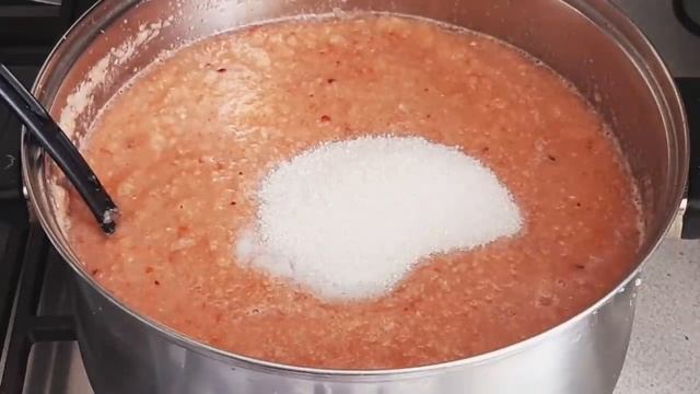 Совершенно не традиционный рецепт аджики на зиму НО ТАКОЙ ВКУСНЫЙ ! Аджика из кабачков !