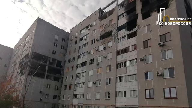 При восстановлении фасадов в Мариуполе используется палитра из 40 цветов